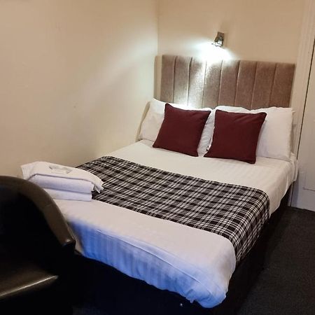 Hampton Court Guesthouse - City Centre Glasgow Buitenkant foto
