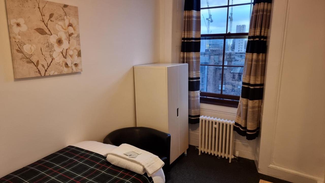 Hampton Court Guesthouse - City Centre Glasgow Buitenkant foto