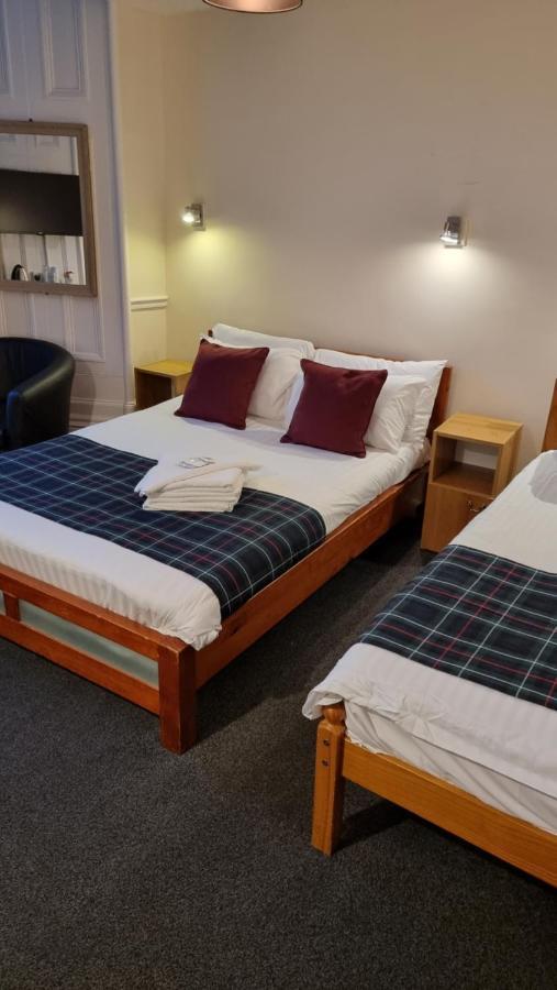 Hampton Court Guesthouse - City Centre Glasgow Buitenkant foto