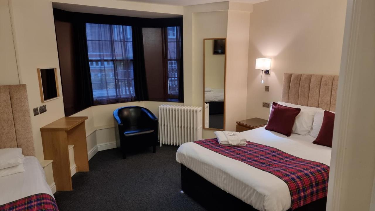 Hampton Court Guesthouse - City Centre Glasgow Buitenkant foto