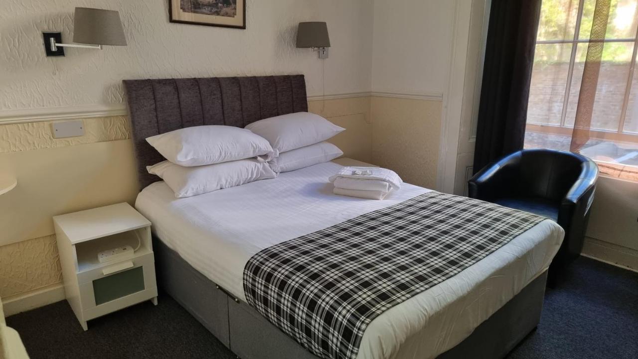 Hampton Court Guesthouse - City Centre Glasgow Buitenkant foto