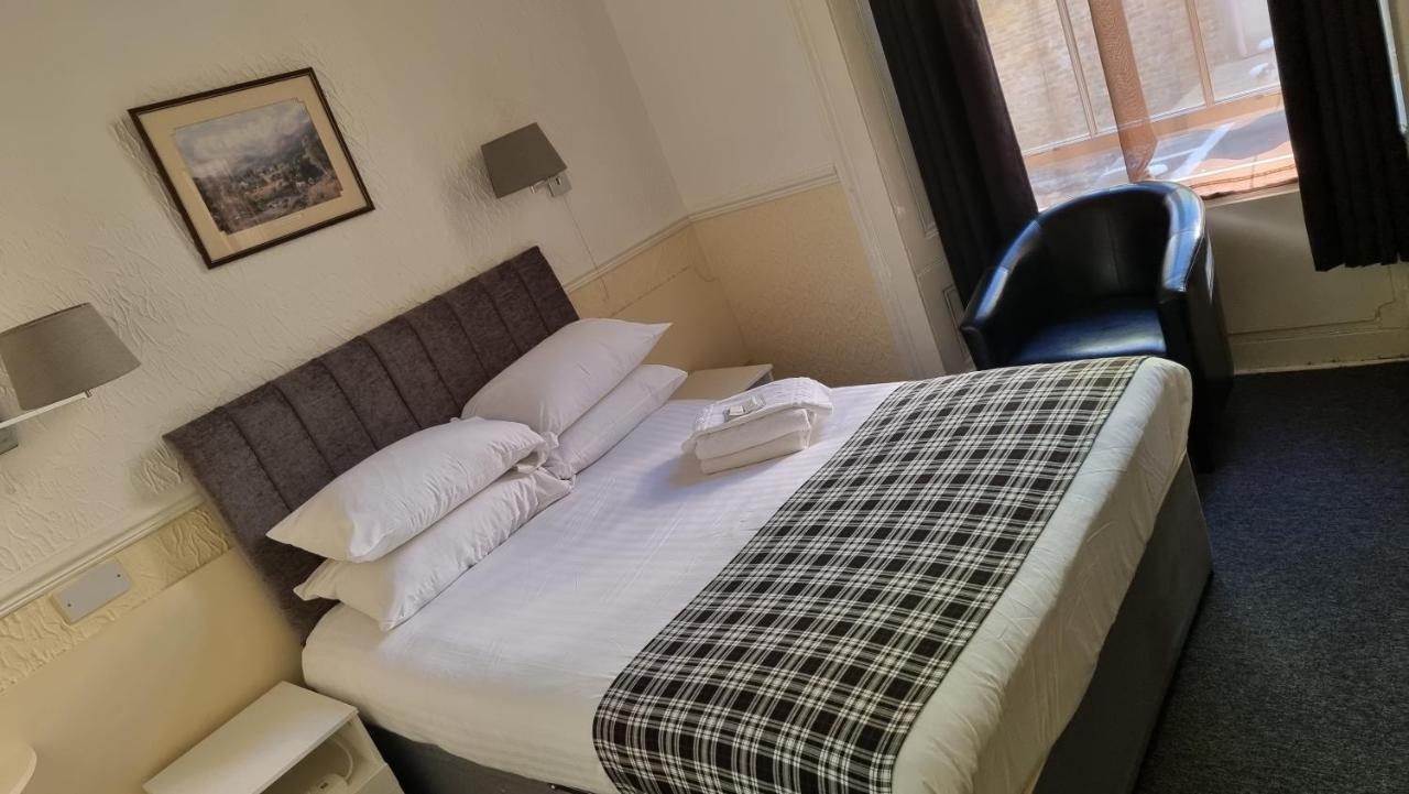Hampton Court Guesthouse - City Centre Glasgow Buitenkant foto